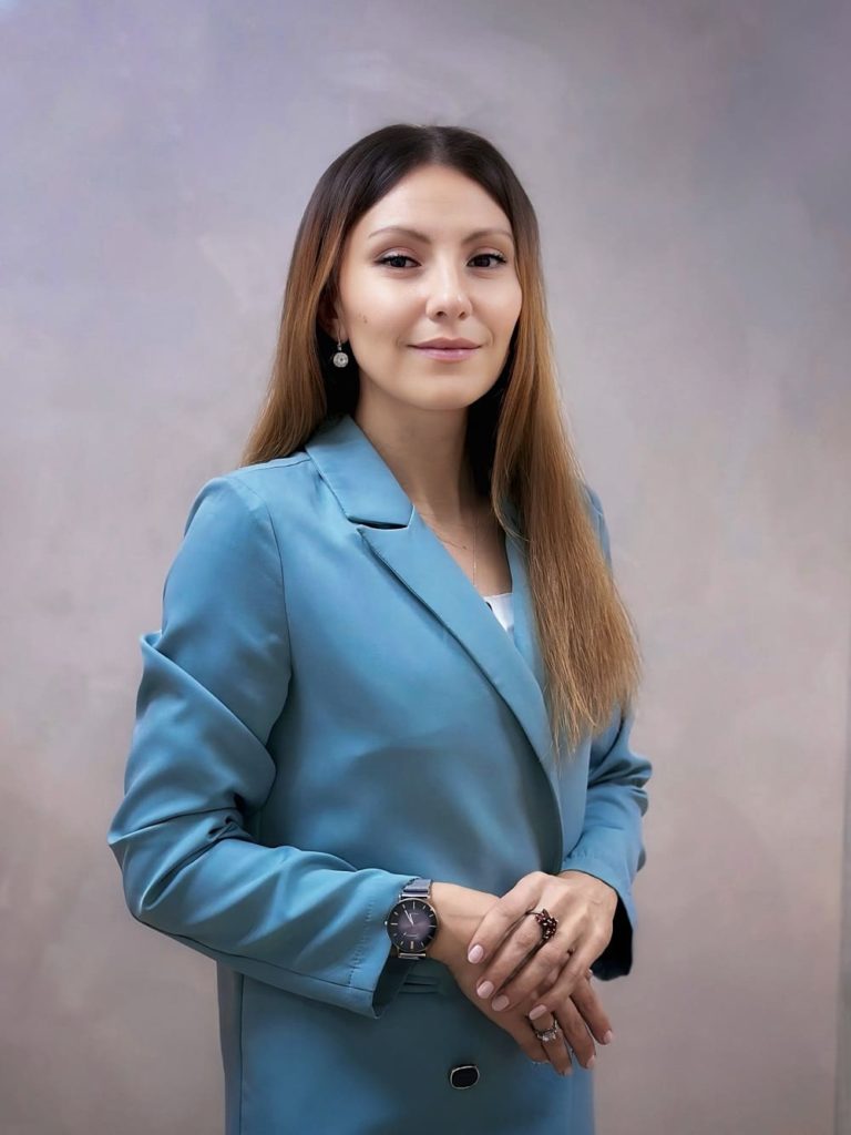 Яна Миниахметова